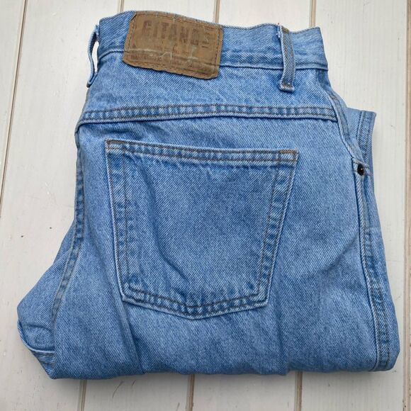 Vintage Mom Light Wash Jeans - Picture 1 of 9